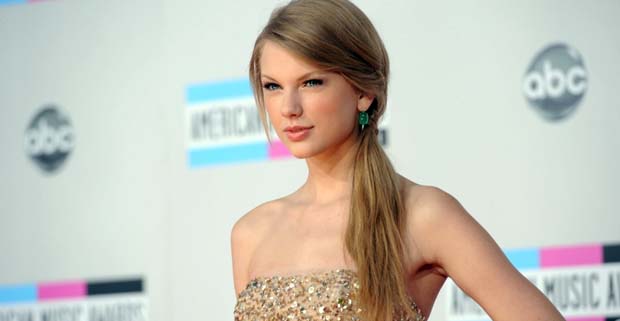 Taylor Swift American Music Awards 2013